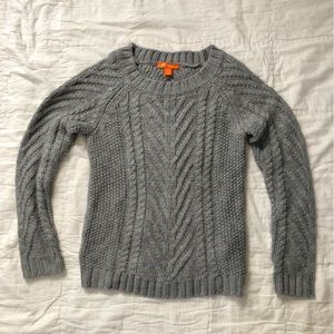 Grey Cableknit Pullover